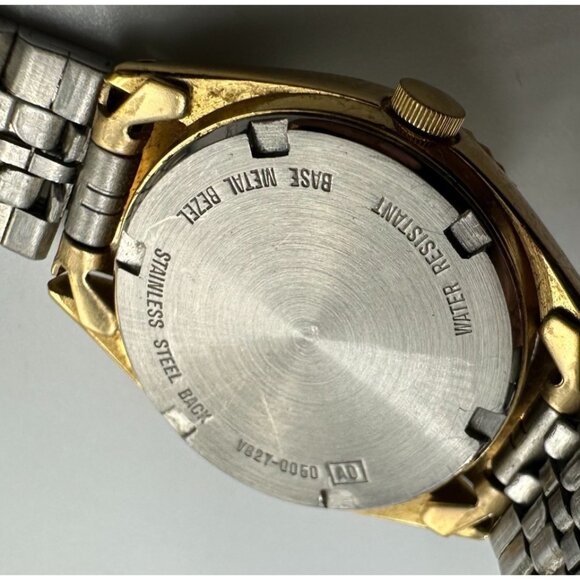 Lorus Watch Women Gold Tone St. Lukes Hospital Dial New Battery 6.5 Inch - Picture 3 of 11